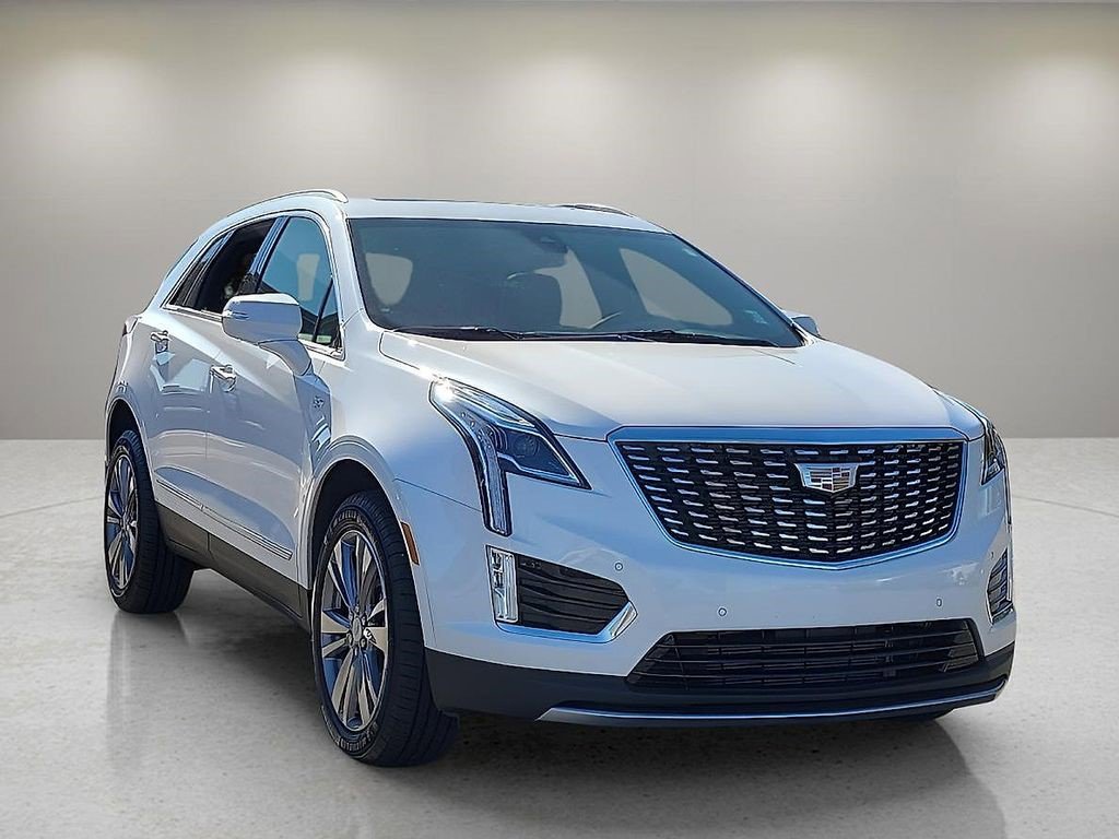 Certified 2025 Cadillac XT5 Premium Luxury image 1