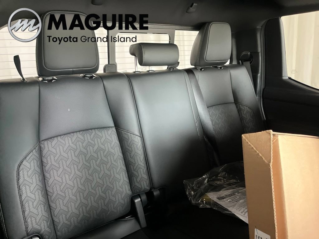 New 2026 Toyota Tacoma Limited AWD/4WD image 31