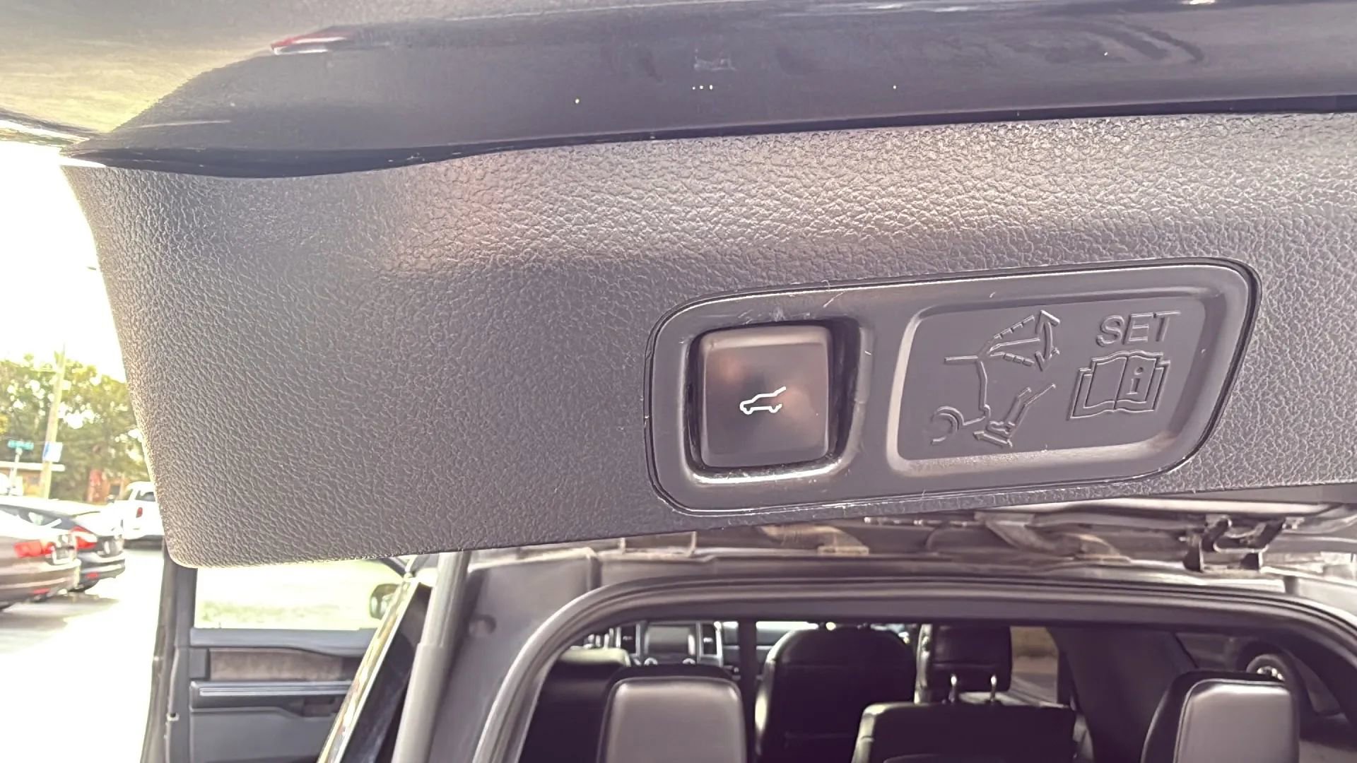 Used 2019 Ford Expedition Limited w/ Equipment Group 302A image 24
