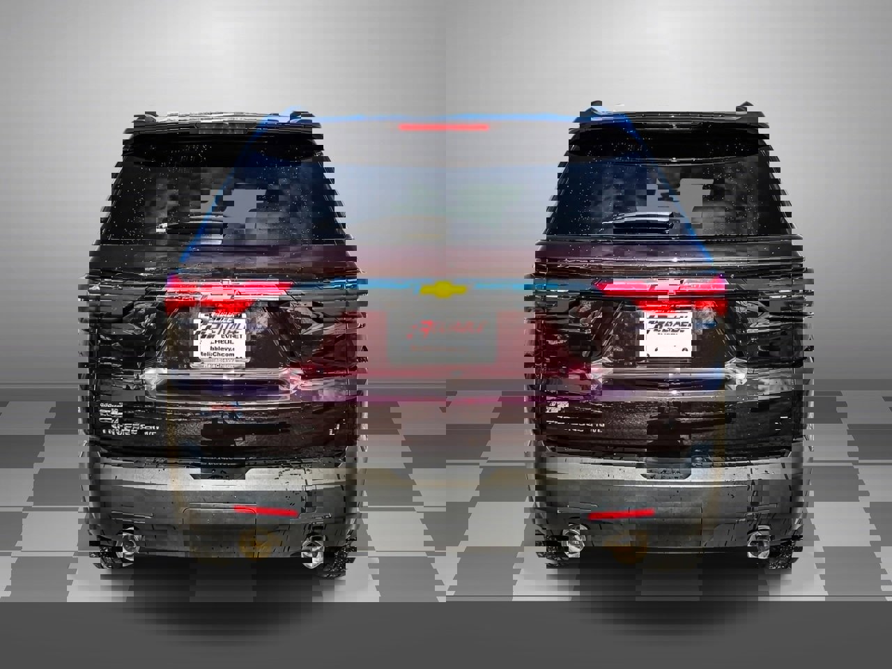 Certified 2023 Chevrolet Traverse LT w/ Rear Camera Mirror Package image 5