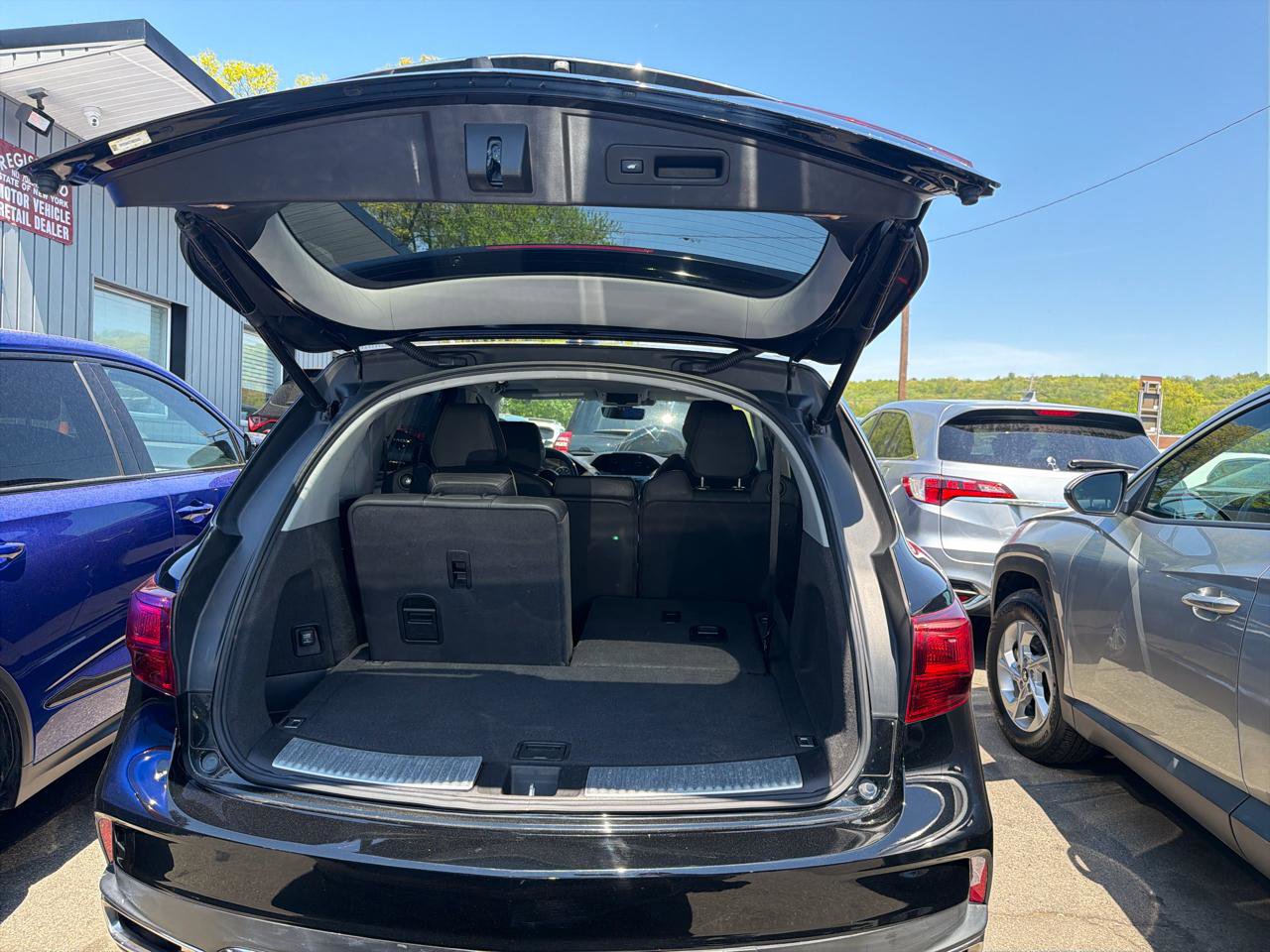 Used 2017 Acura MDX SH-AWD image 9