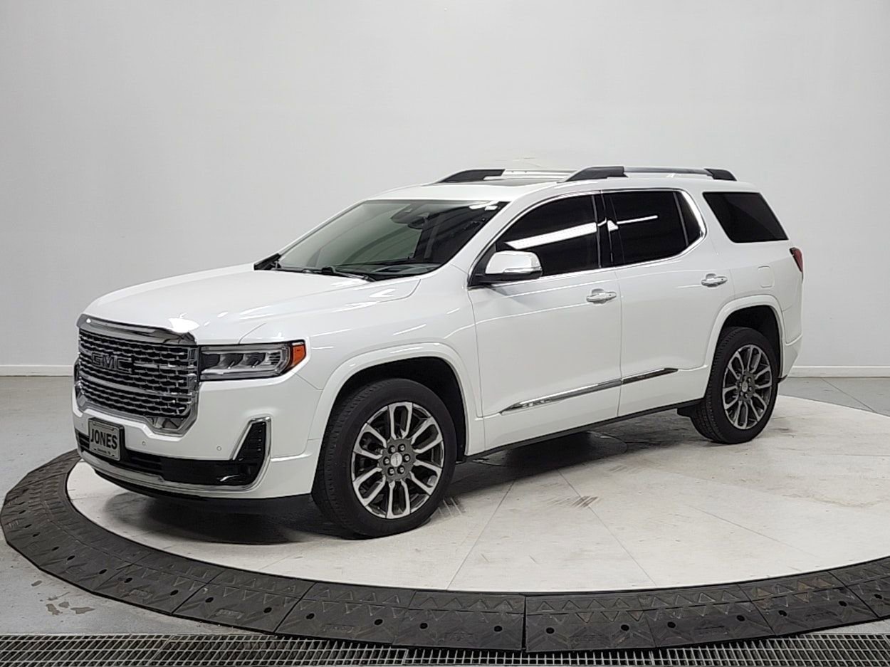 Used 2022 GMC Acadia Denali w/ LPO, Floor Liner Package FWD image 3
