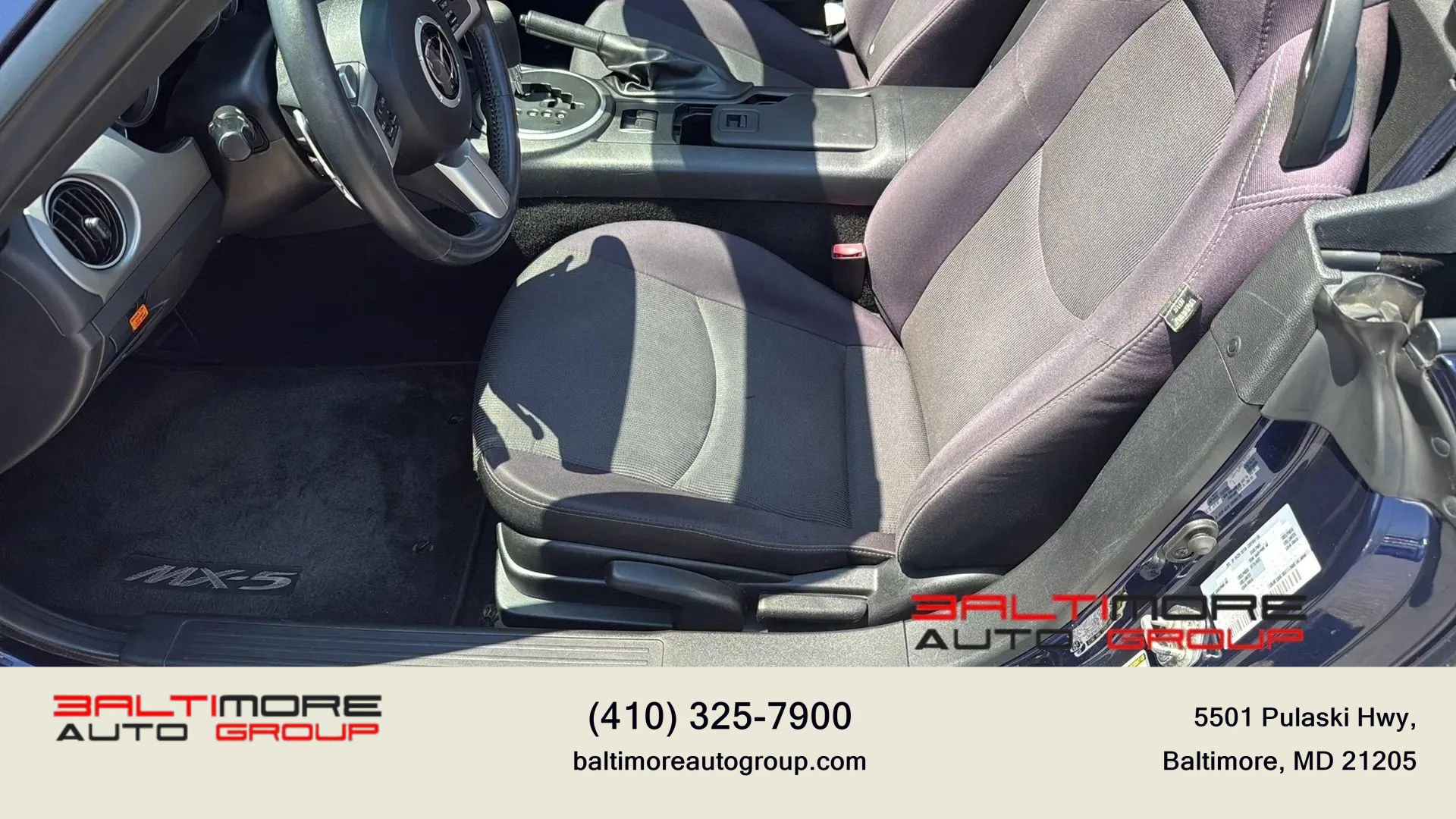 Used 2009 MAZDA MX-5 Miata Sport RWD image 22