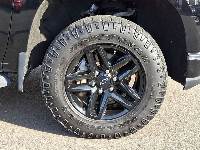 Used 2021 Chevrolet Silverado 1500 LT Trail Boss w/ Convenience Package II AWD/4WD image 8
