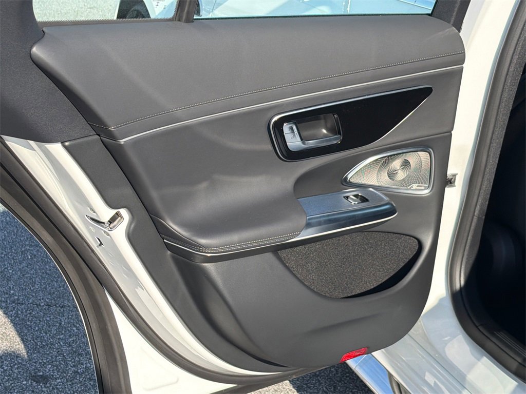 New 2026 Mercedes-Benz E 53 AMG e 4MATIC Sedan image 21