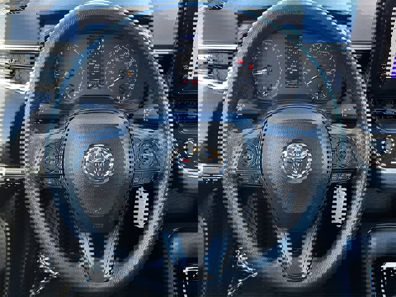 Used 2024 Toyota Corolla LE image 11