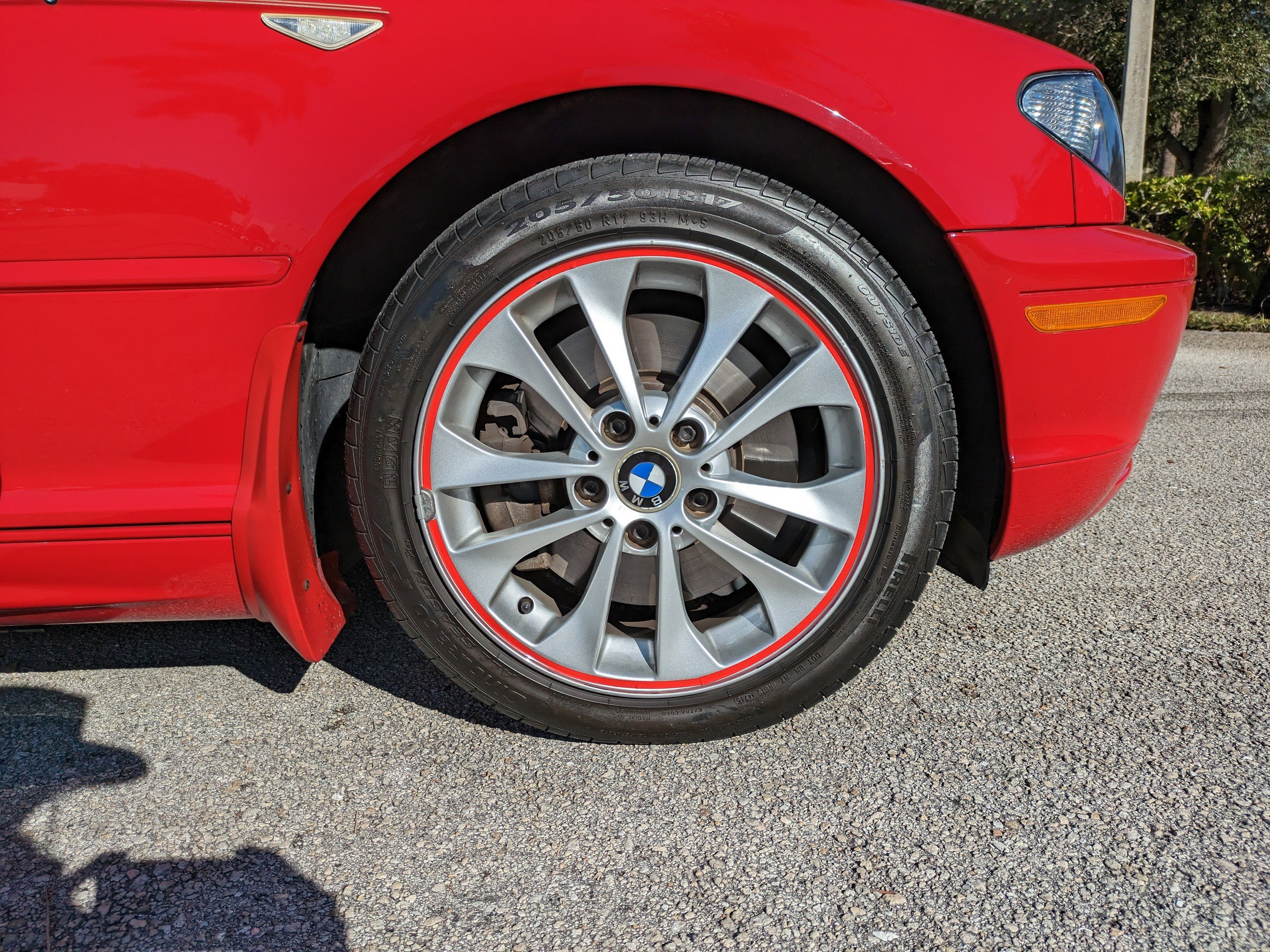 Used 2005 BMW 330Ci Convertible image 12