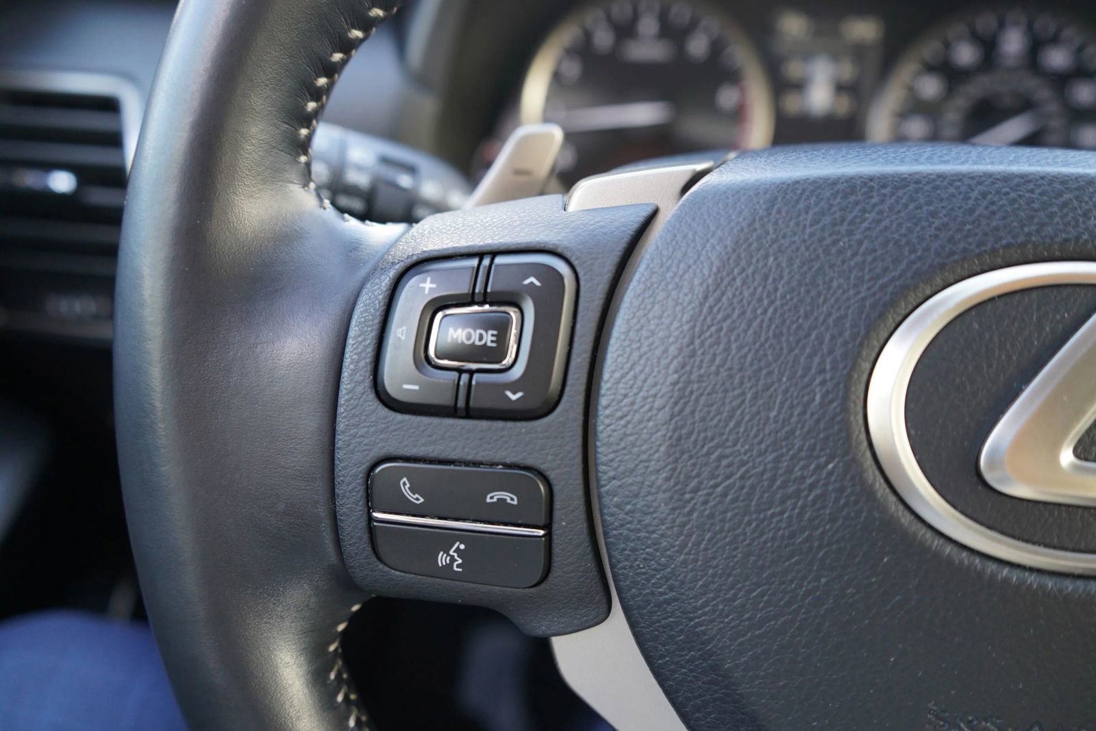 Used 2020 Lexus NX 300 F Sport FWD image 14