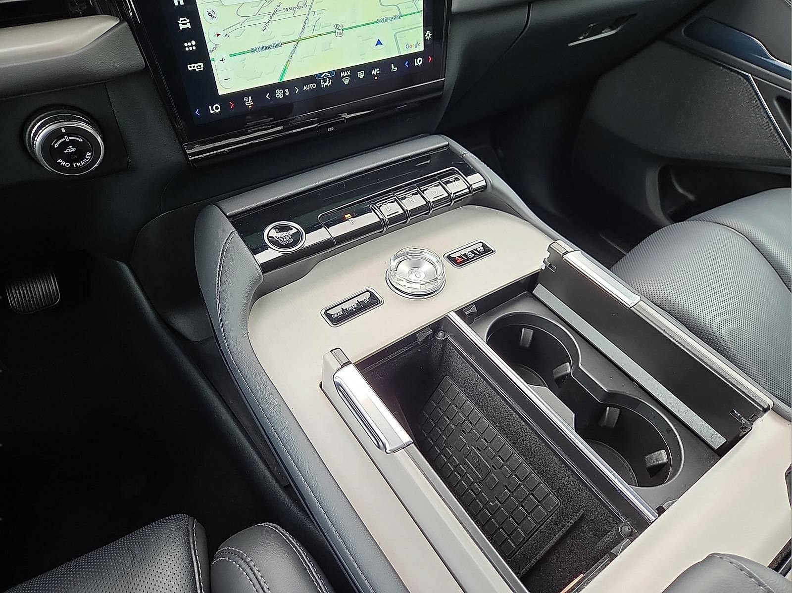 Certified 2025 Lincoln Navigator L Reserve AWD/4WD image 25