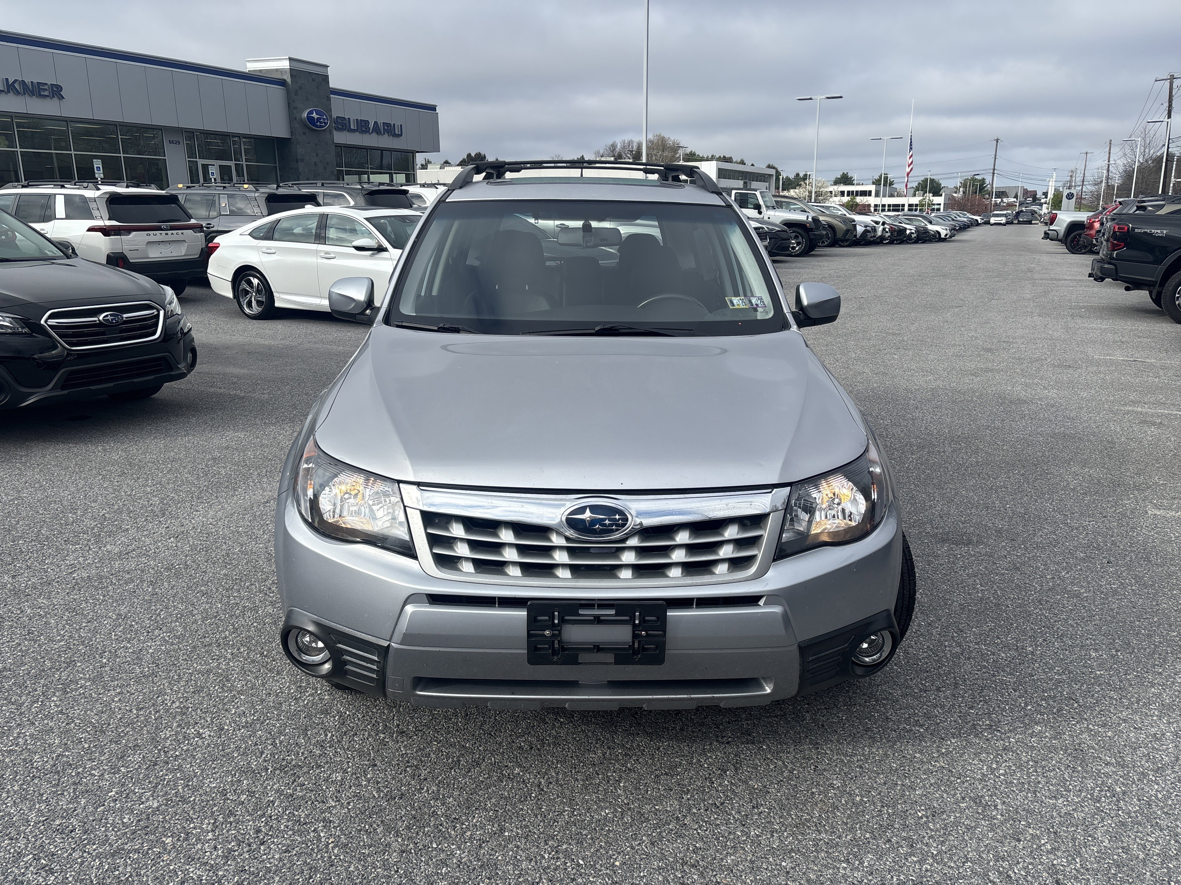 Used 2013 Subaru Forester 2.5X Limited AWD/4WD image 2