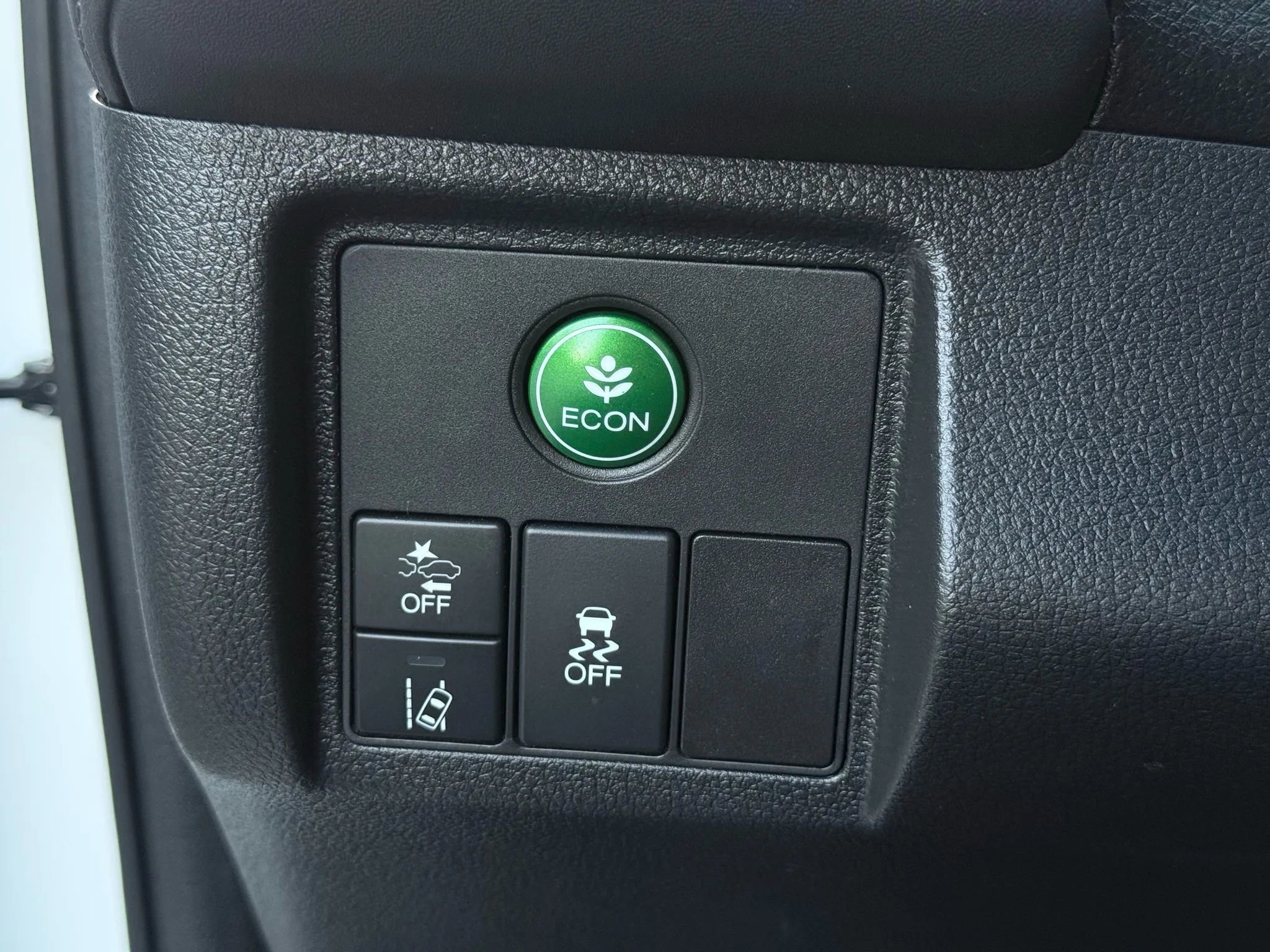 Used 2022 Honda HR-V EX image 34