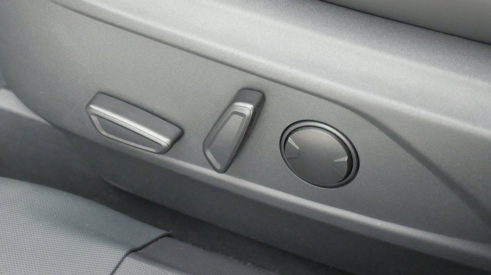 Used 2022 Ford Mustang Mach-E Premium image 41