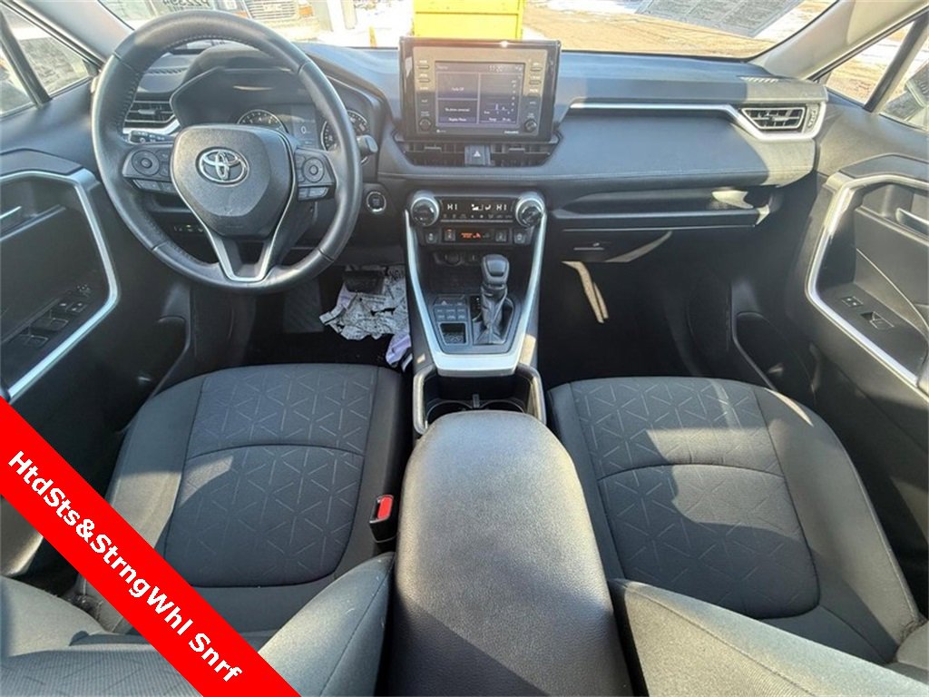 Used 2022 Toyota RAV4 XLE w/ Convenience Package image 16