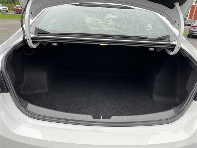 Used 2021 Chevrolet Malibu LT w/ Redline Edition FWD image 15