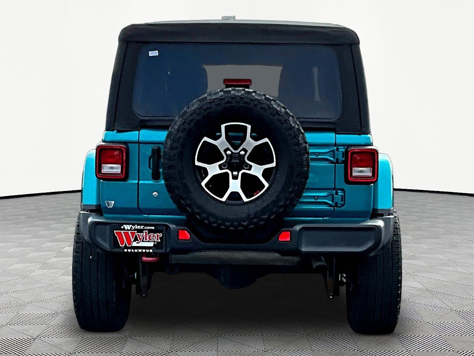 Used 2020 Jeep Wrangler Unlimited Rubicon w/ Cold Weather Group AWD/4WD image 5