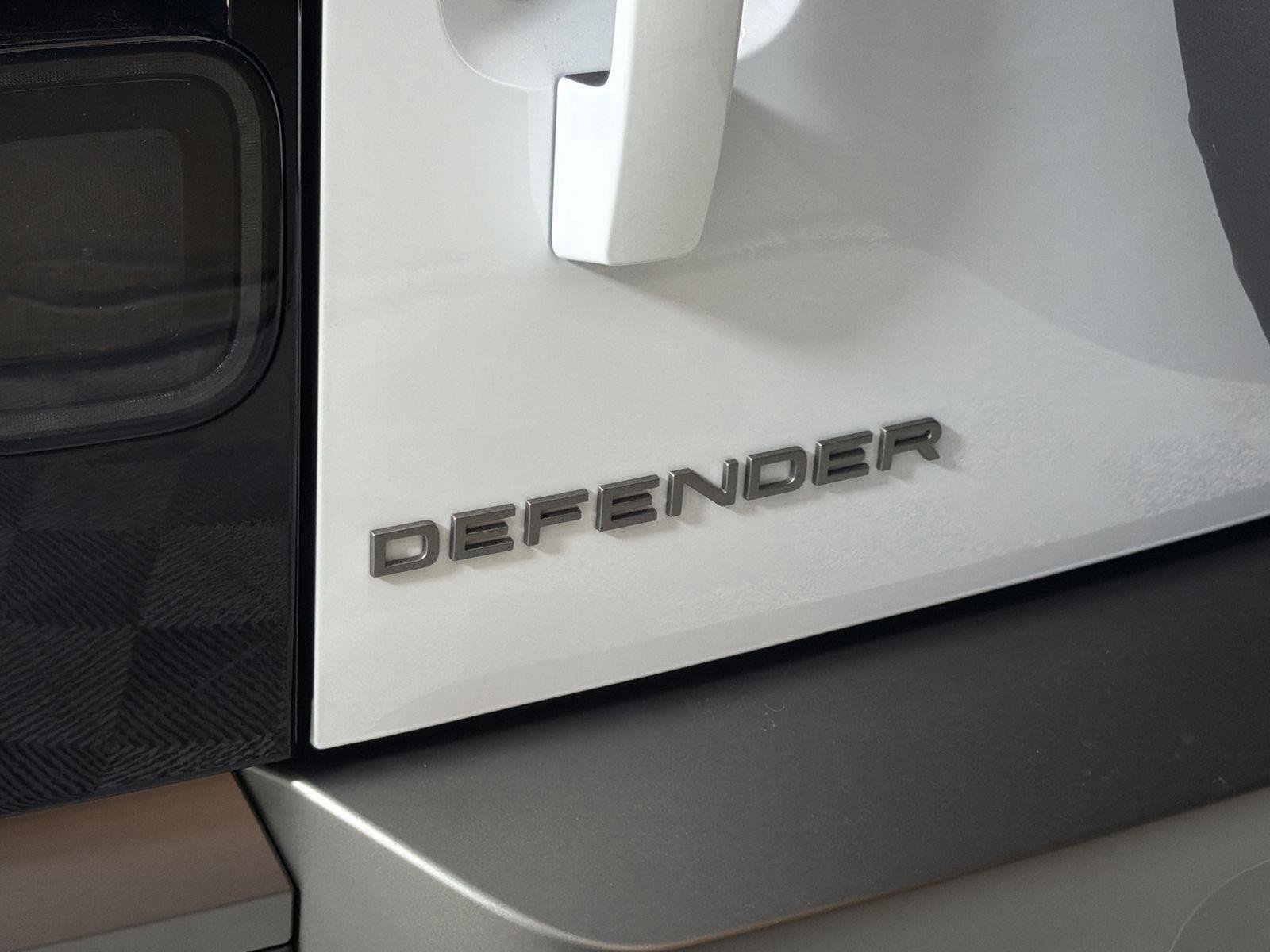 New 2026 Land Rover Defender 110 S image 30