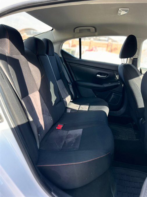 Used 2022 Nissan Sentra SR w/ Midnight Edition image 25