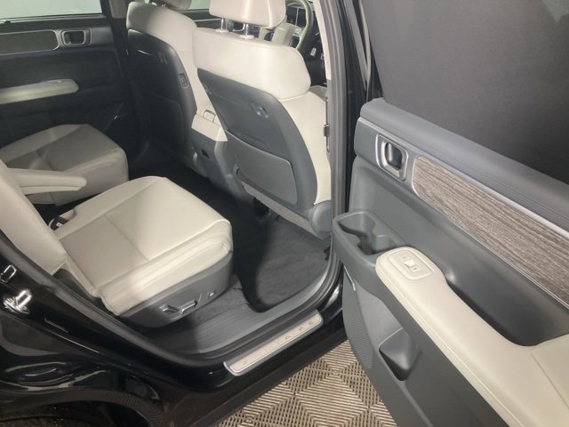 Used 2024 Hyundai Santa Fe Calligraphy image 26