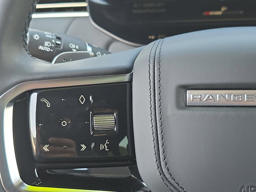 Certified 2023 Land Rover Range Rover Sport SE AWD/4WD image 18