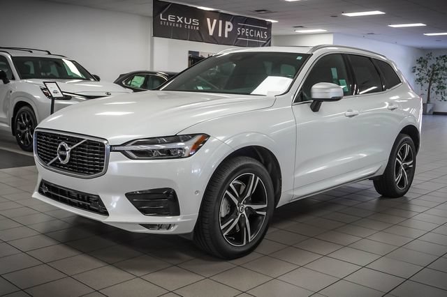 Used 2018 Volvo XC60 T6 R-Design w/ Convenience Package AWD/4WD image 4