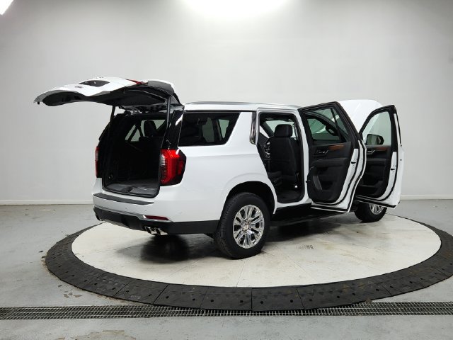 Used 2025 GMC Yukon Denali RWD image 16