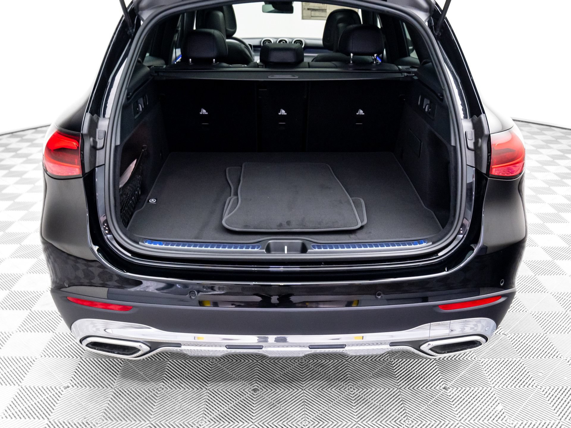 New 2026 Mercedes-Benz GLC 300 4MATIC image 32