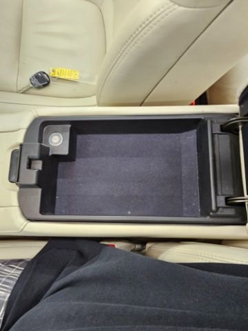 Used 2004 Lexus SC 430 Convertible image 24