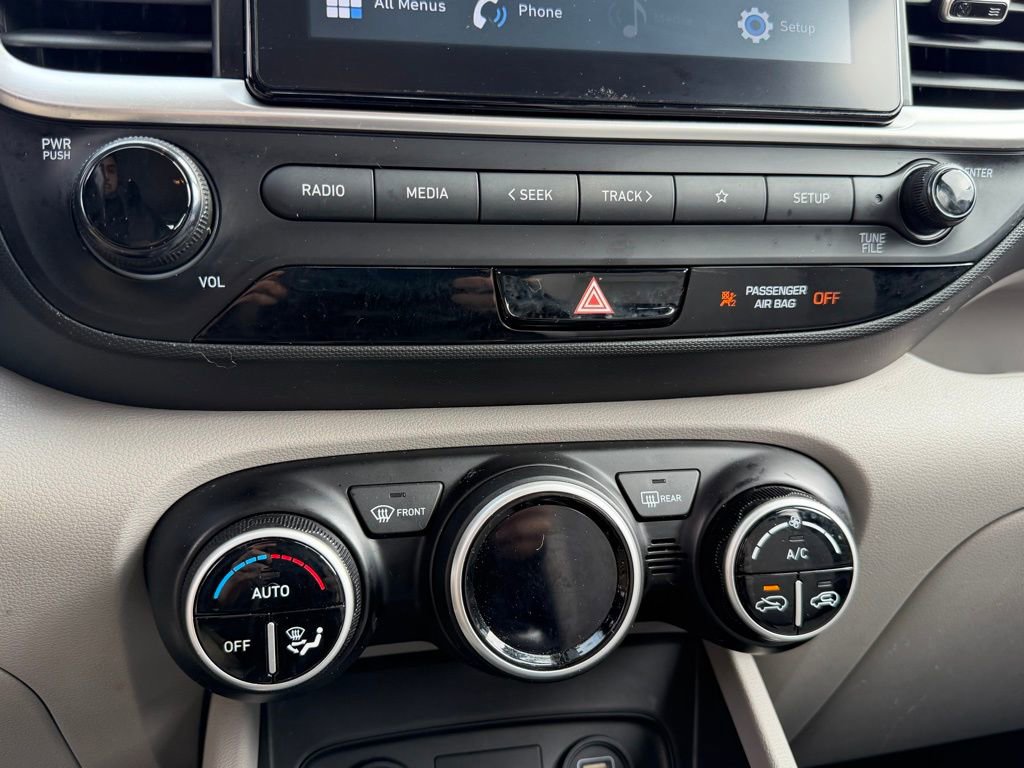 Used 2021 Hyundai Venue SEL w/ Cargo Package image 24