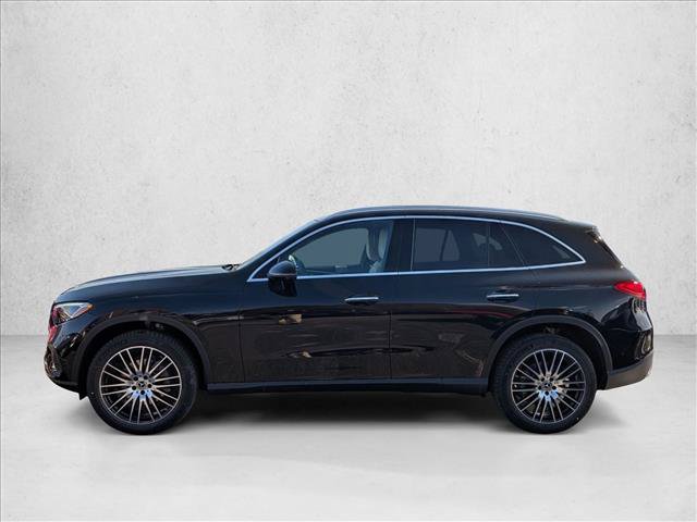 Used 2026 Mercedes-Benz GLC 300 4MATIC image 5