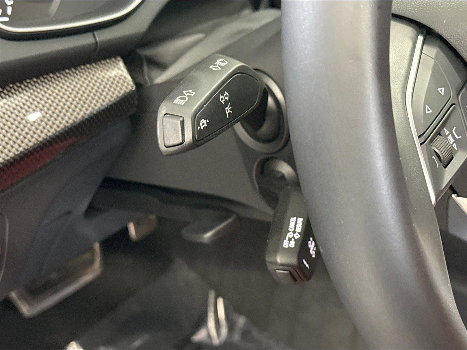 Used 2018 Audi SQ5 Prestige AWD/4WD image 10