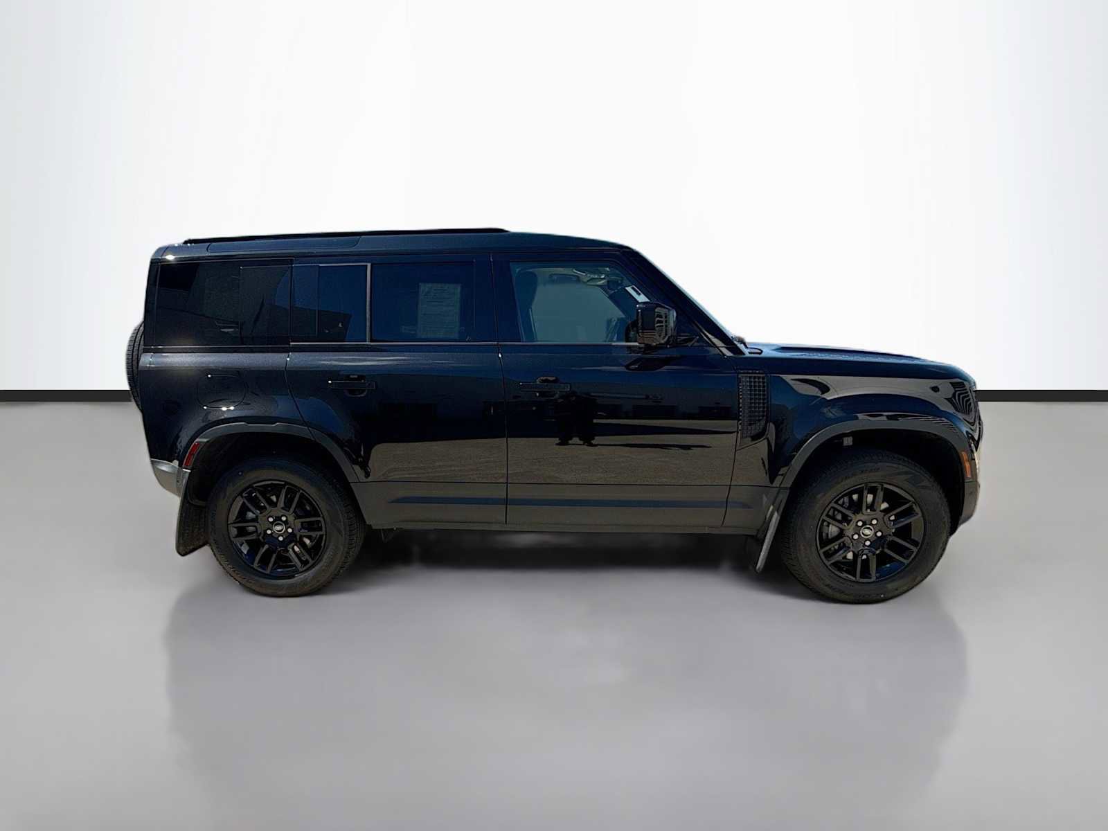 Certified 2025 Land Rover Defender 110 S image 7