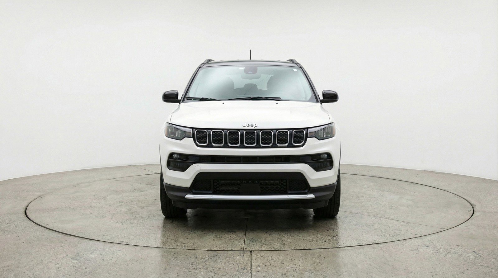 Used 2025 Jeep Compass Limited image 2