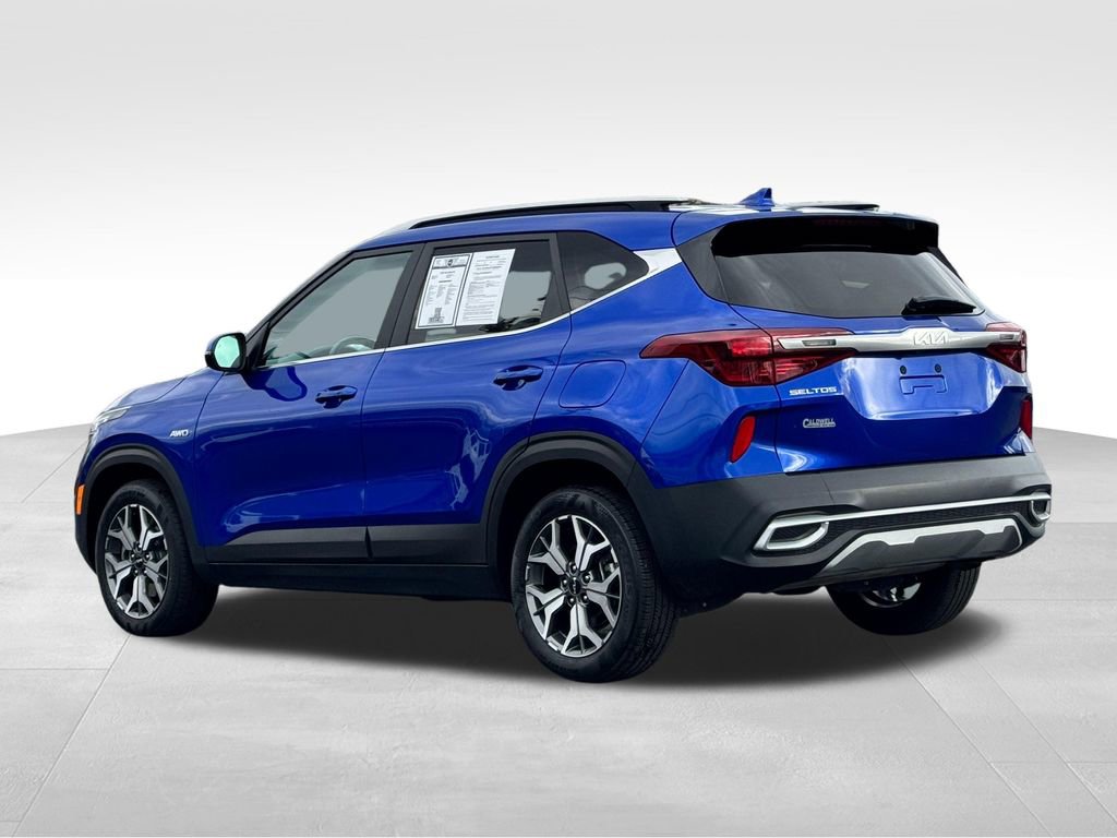 Used 2023 Kia Seltos EX AWD/4WD image 5