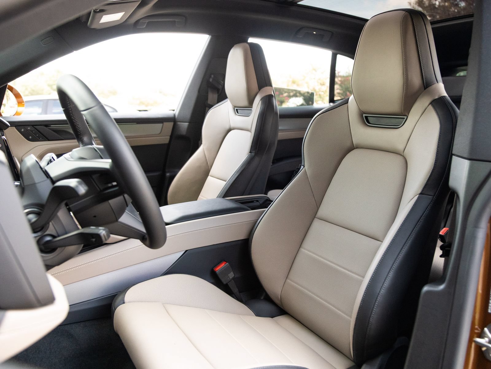 New 2026 Porsche Cayenne Electric AWD/4WD image 4