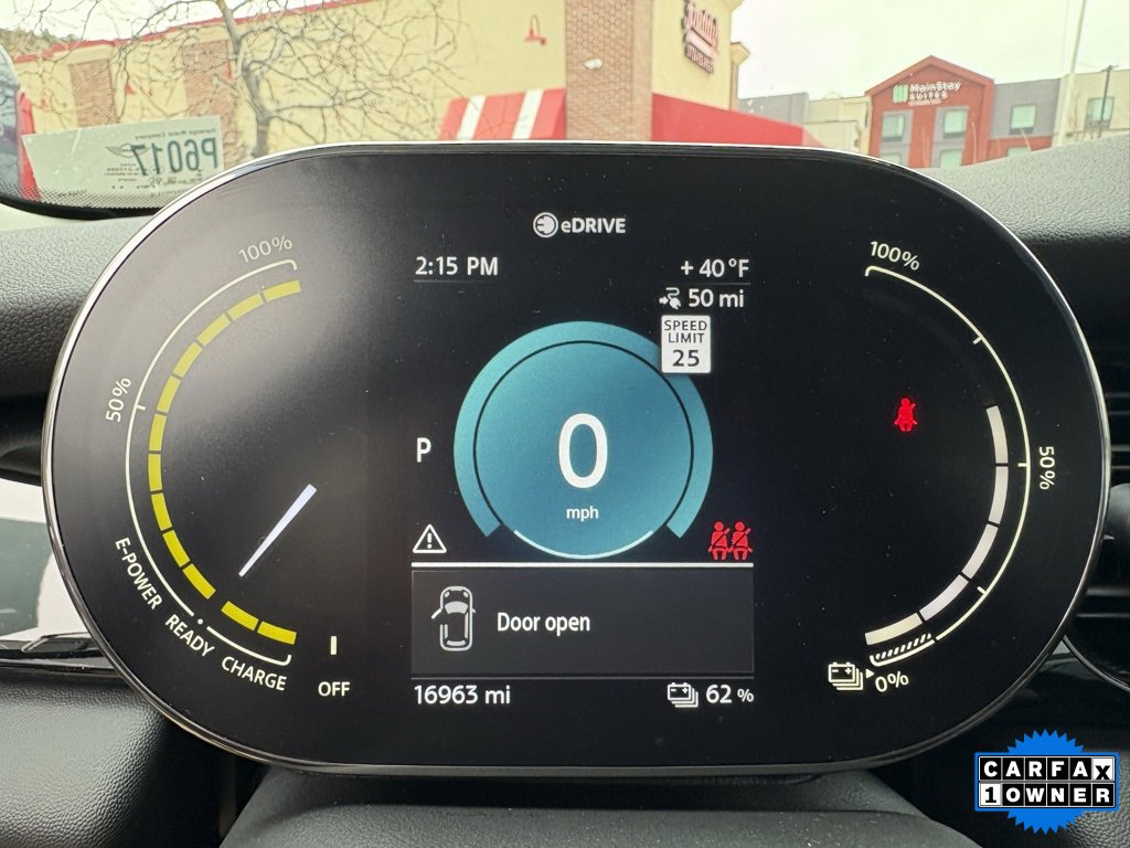 Used 2024 MINI Cooper SE image 4