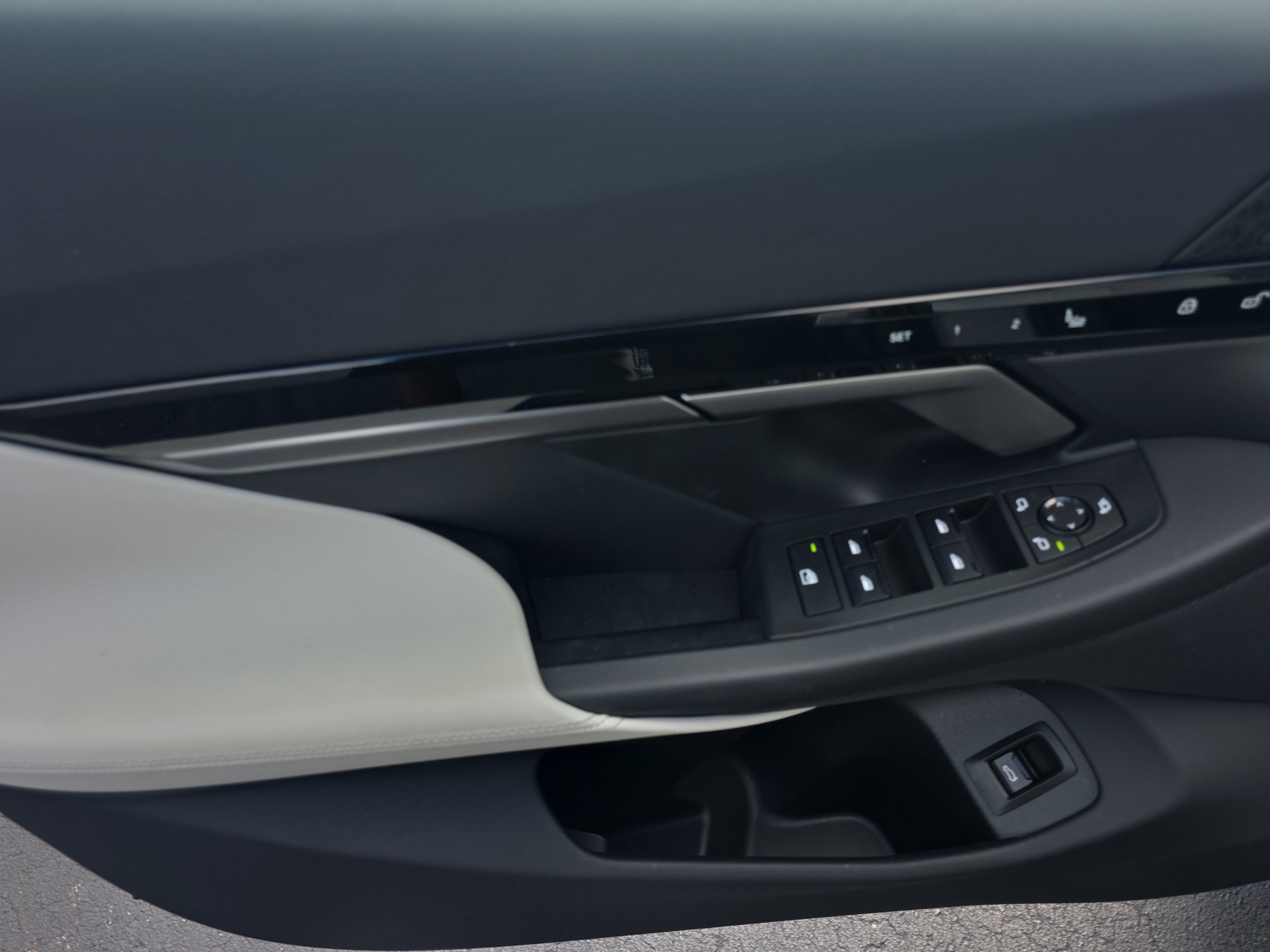 Used 2025 BMW 530i image 17