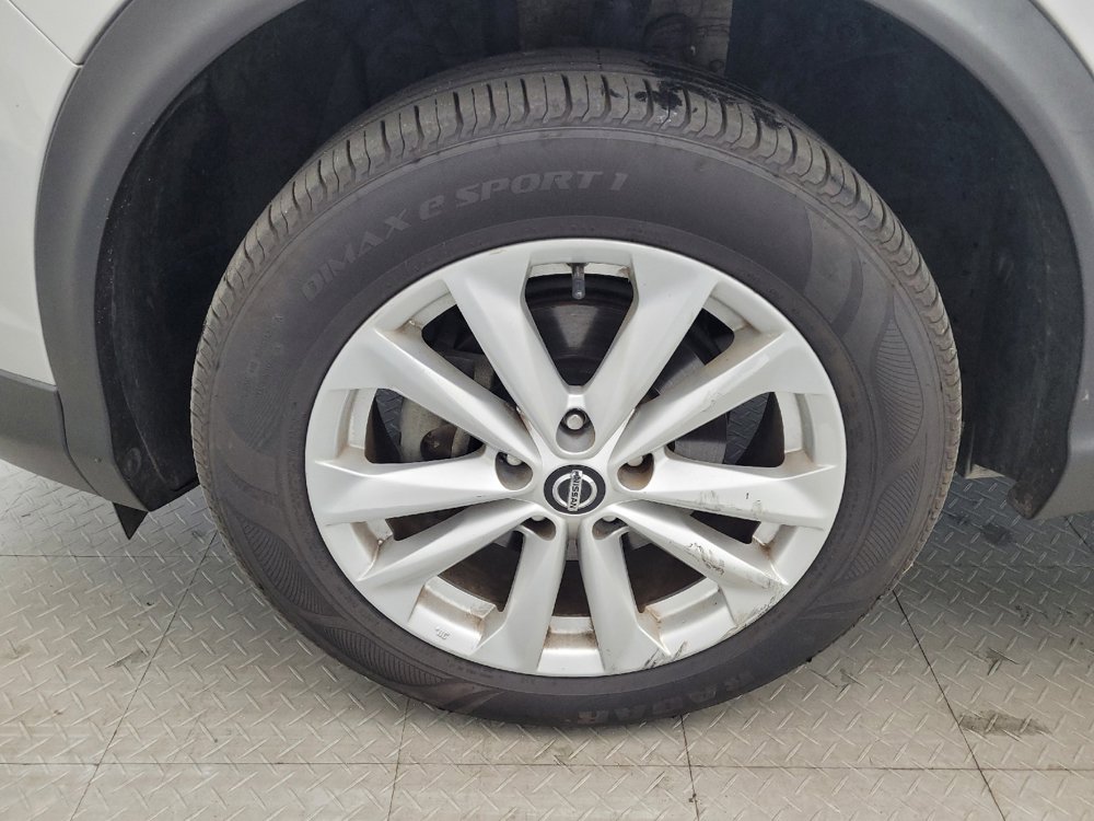 Used 2019 Nissan Rogue Sport S w/ Appearance Package image 31