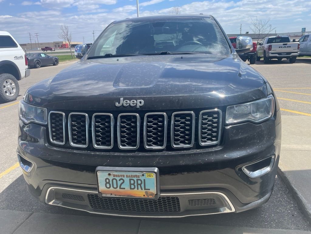 Used 2017 Jeep Grand Cherokee Limited AWD/4WD image 10