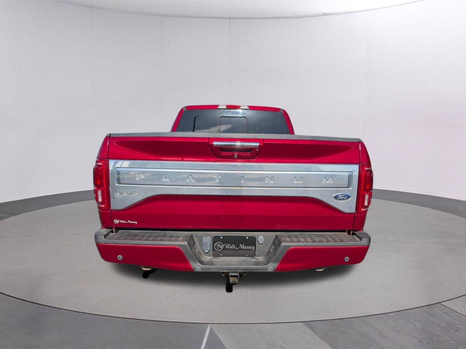 Used 2016 Ford F150 Platinum w/ Equipment Group 701A Luxury AWD/4WD image 4