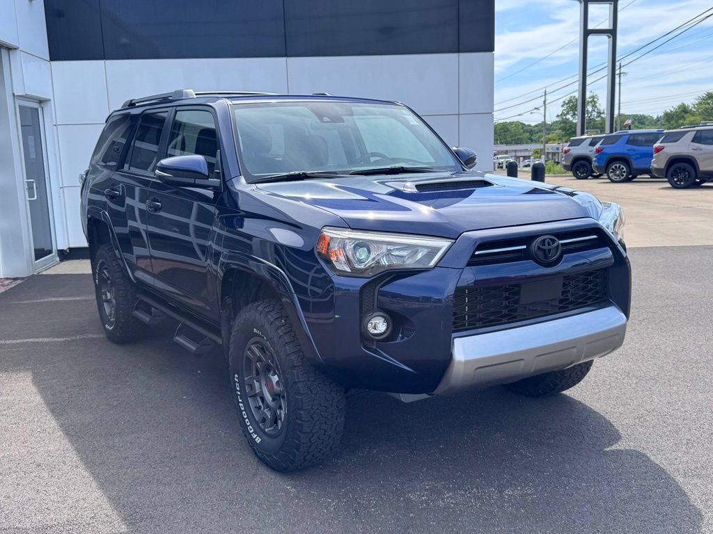 Used 2022 Toyota 4Runner TRD Off-Road Premium w/ TRD Black Wheel Package (TMS) AWD/4WD image 5