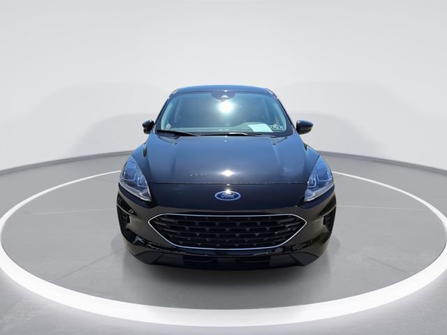 Used 2022 Ford Escape SE w/ SE Sport Appearance Package image 3