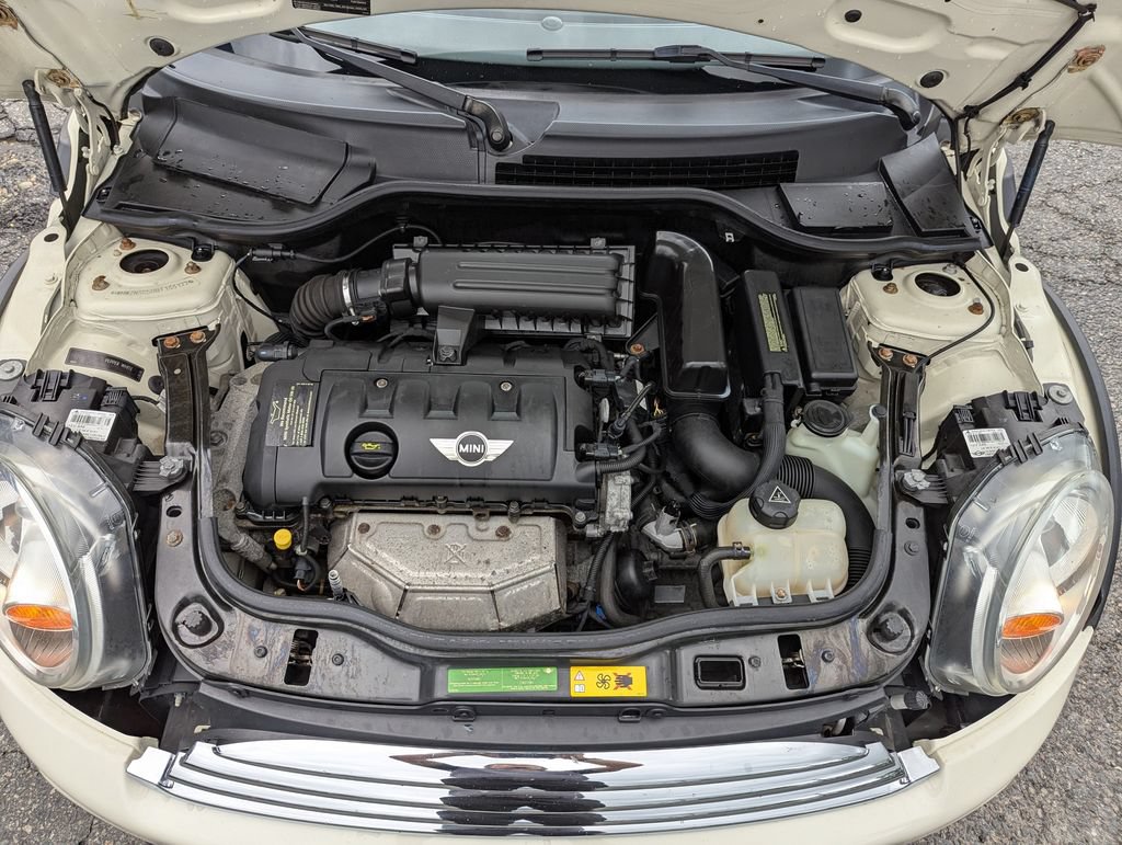 Used 2011 MINI Cooper Convertible FWD image 41