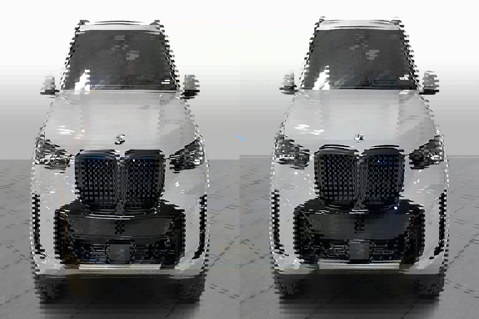 New 2026 BMW X5 sDrive40i image 3