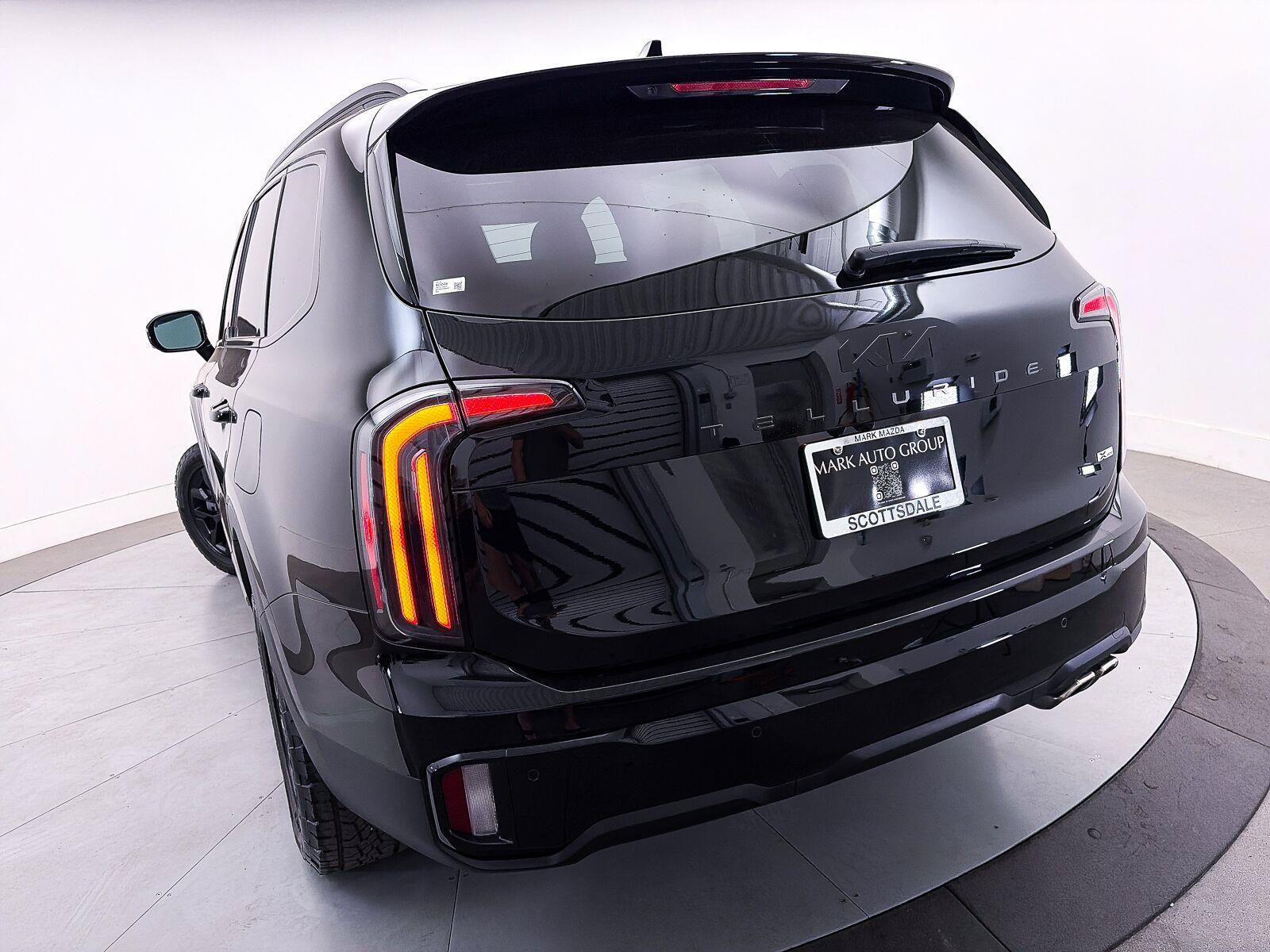 Certified 2025 Kia Telluride SX Prestige X-Line AWD/4WD image 11