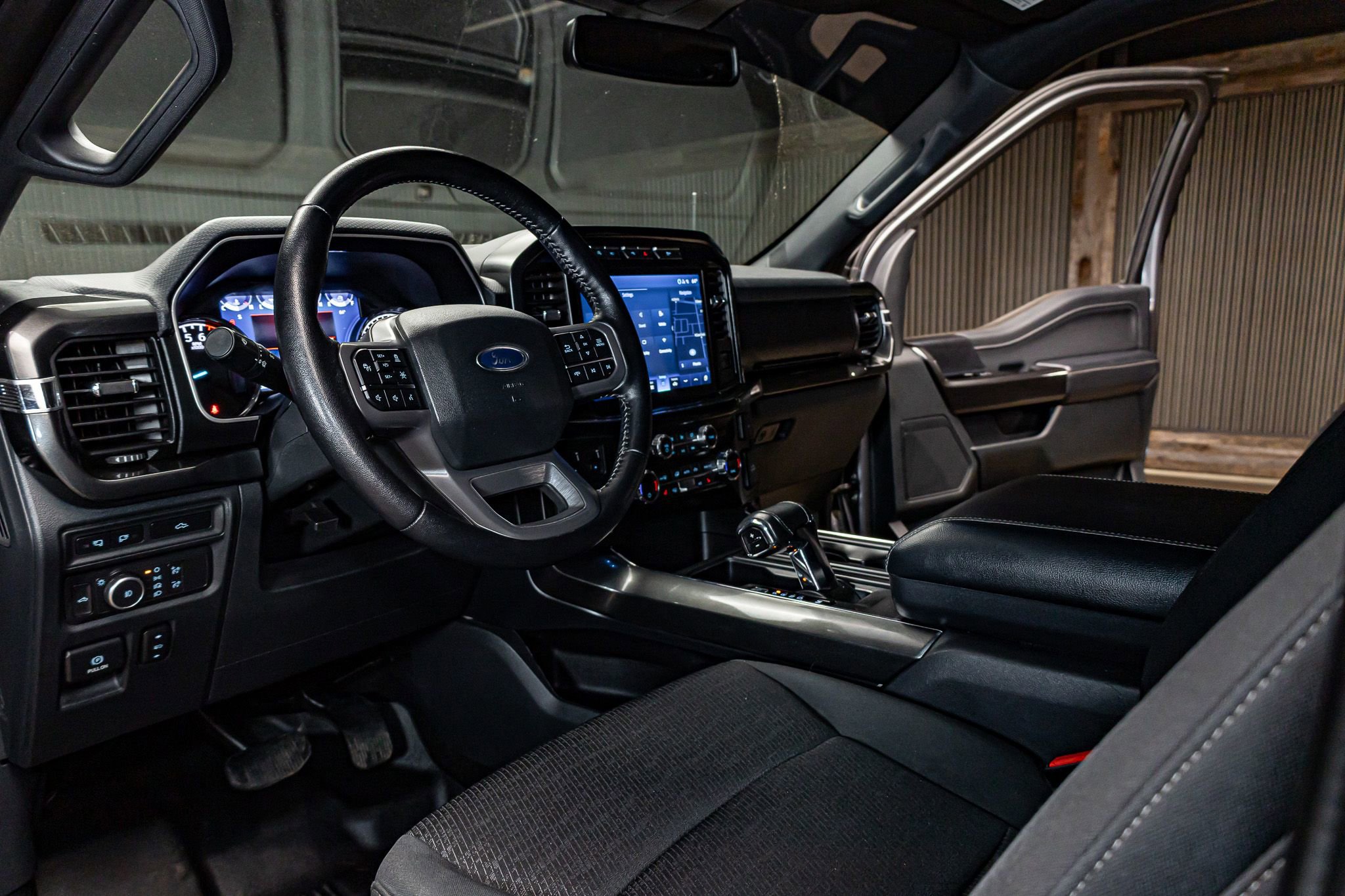 Used 2021 Ford F150 XLT w/ Equipment Group 302A High image 16