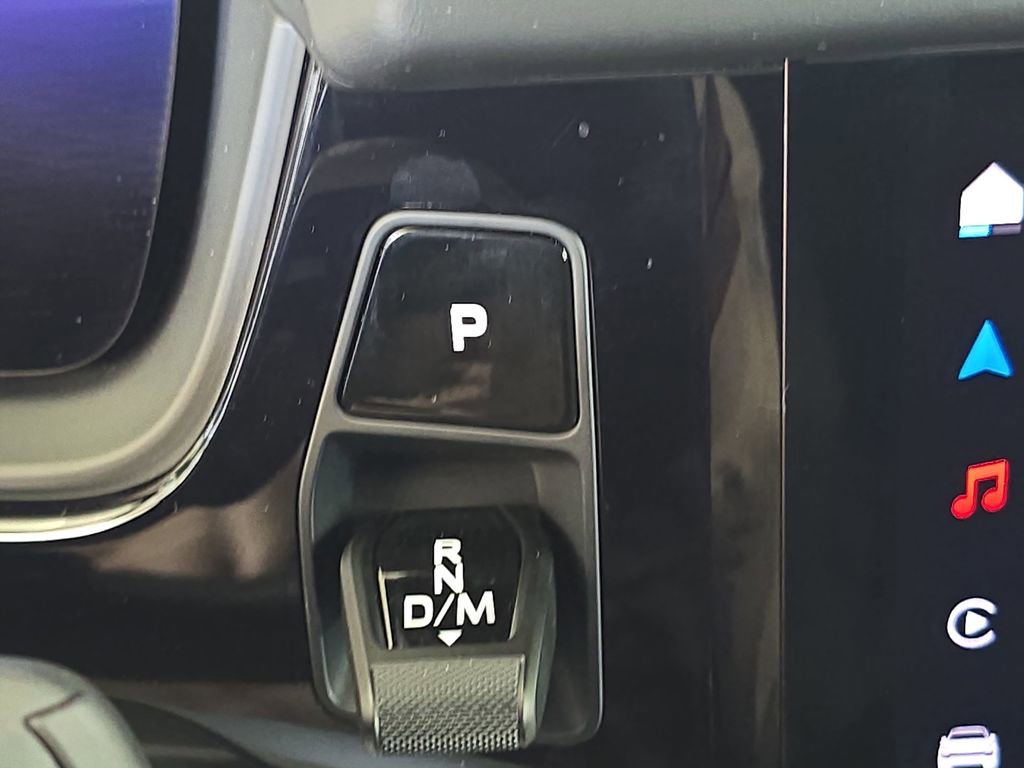 Used 2024 Porsche Cayenne S image 26