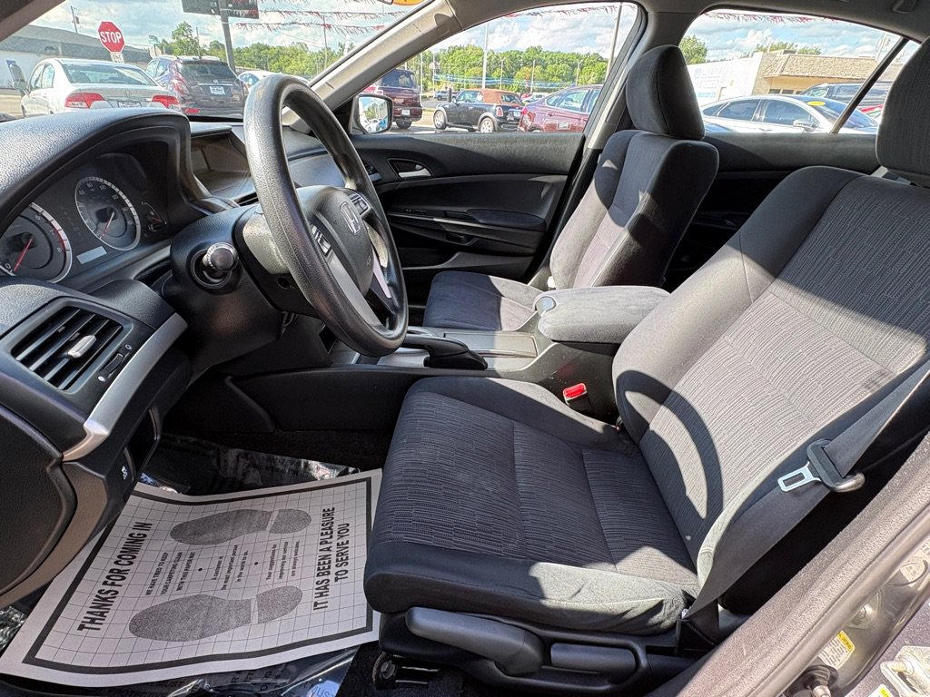 Used 2012 Honda Accord LX image 9