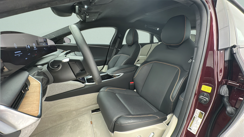 Used 2024 Lucid Air Touring AWD/4WD image 14