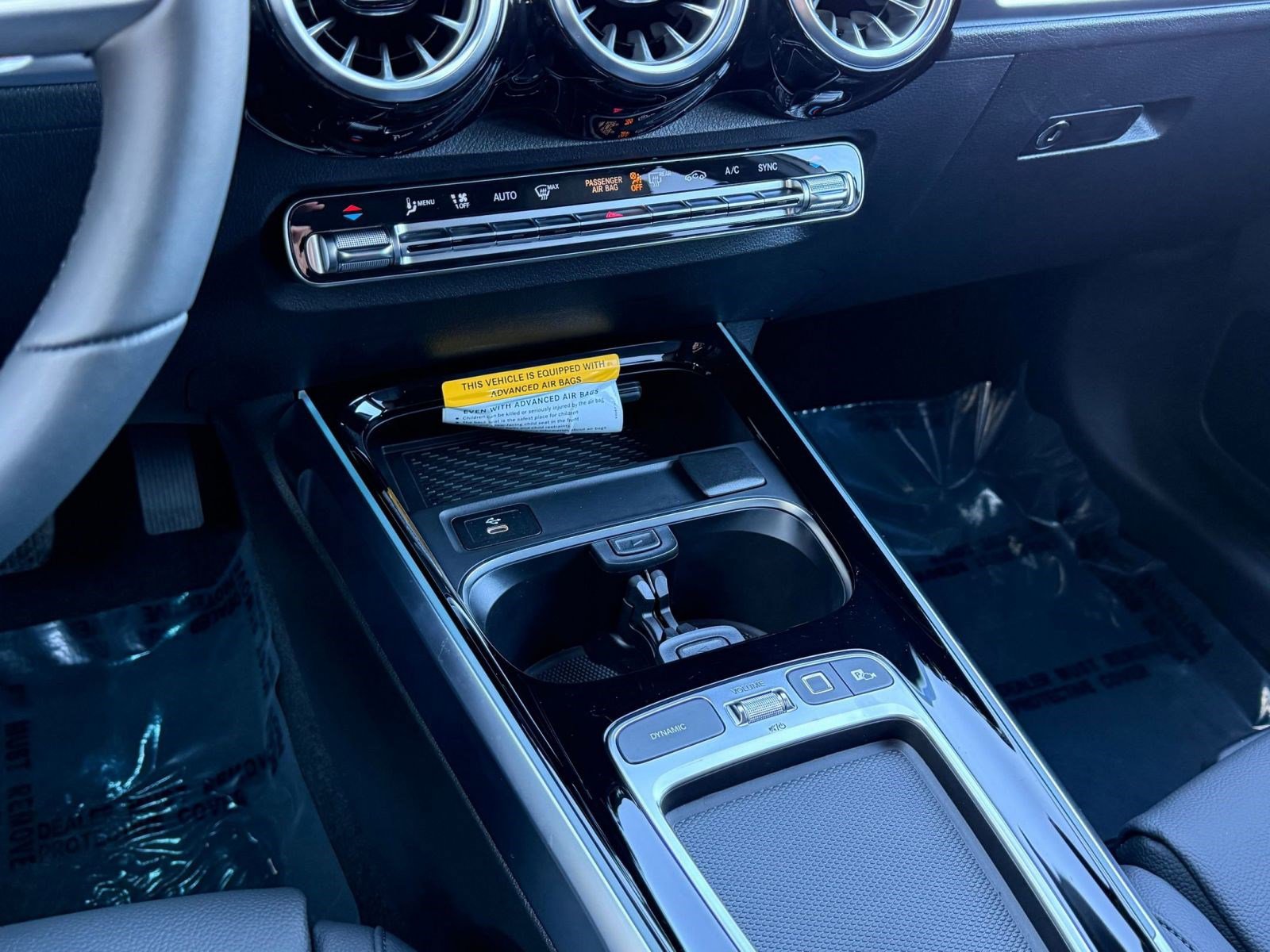 New 2026 Mercedes-Benz GLB 250 4MATIC image 30