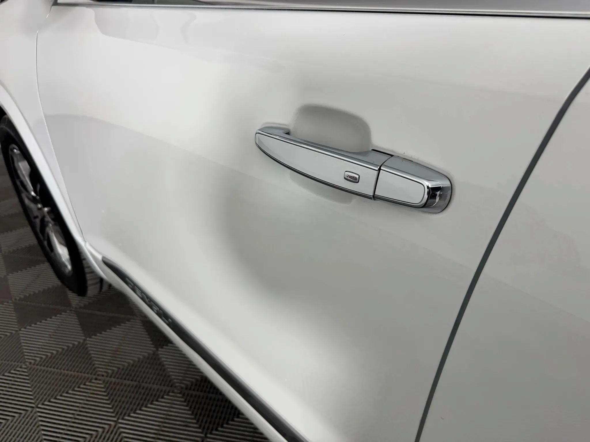 Used 2019 GMC Acadia Denali AWD/4WD image 24